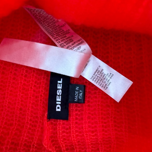 Diesel oversized beanie RIO/LAVA nwot - Picture 3 of 3